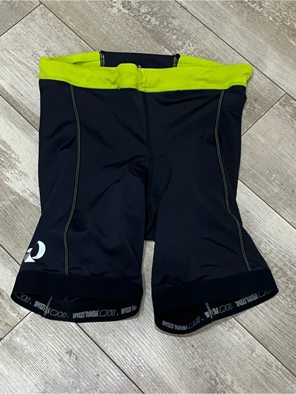 PEARL iZUMi Select Triathlon ShortsBlack & Screaming Yellow Accent -Size XL